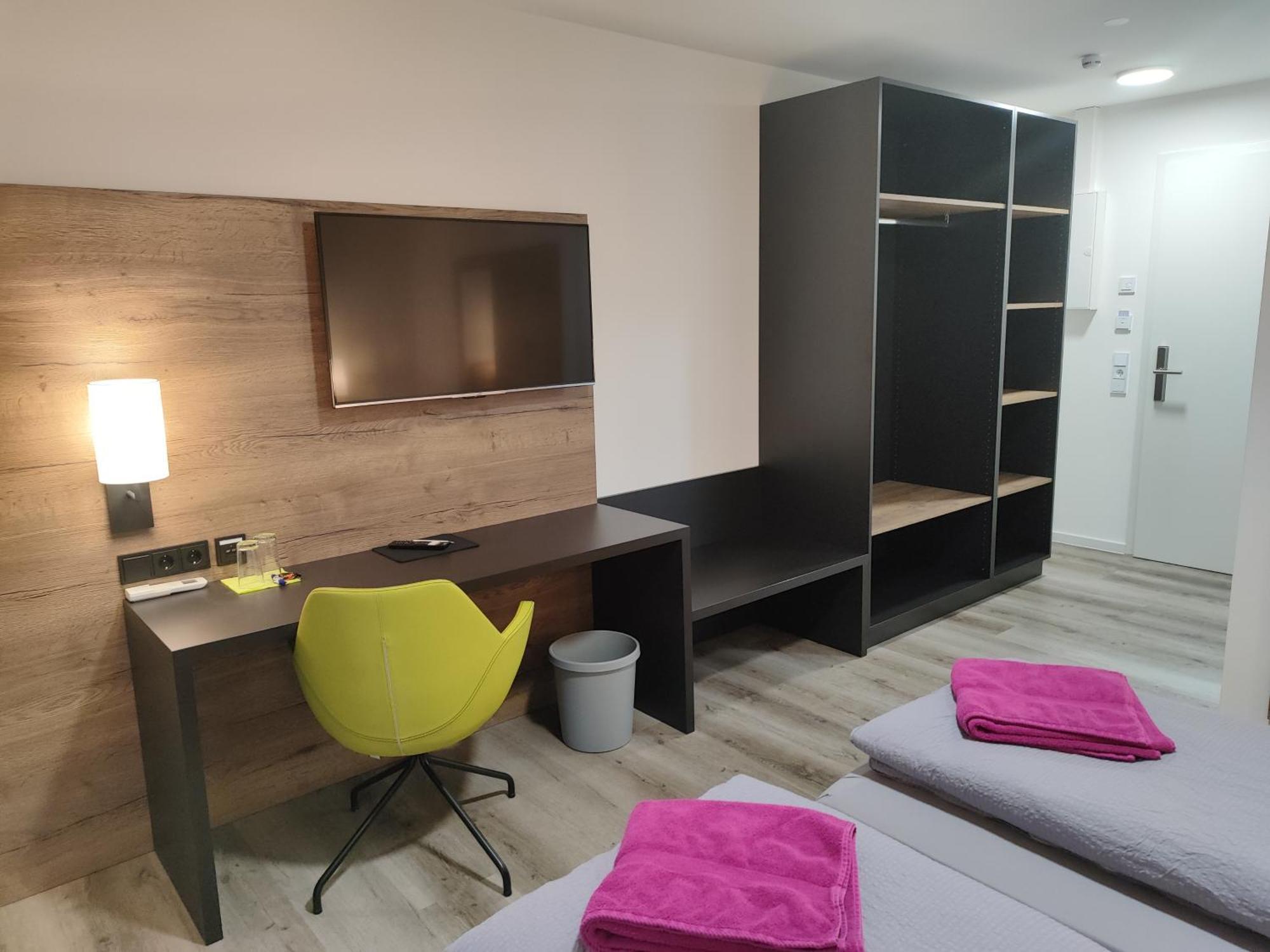 Hotel Gaestehaus Stock Zimmer Wasserfall FDH Exteriör bild